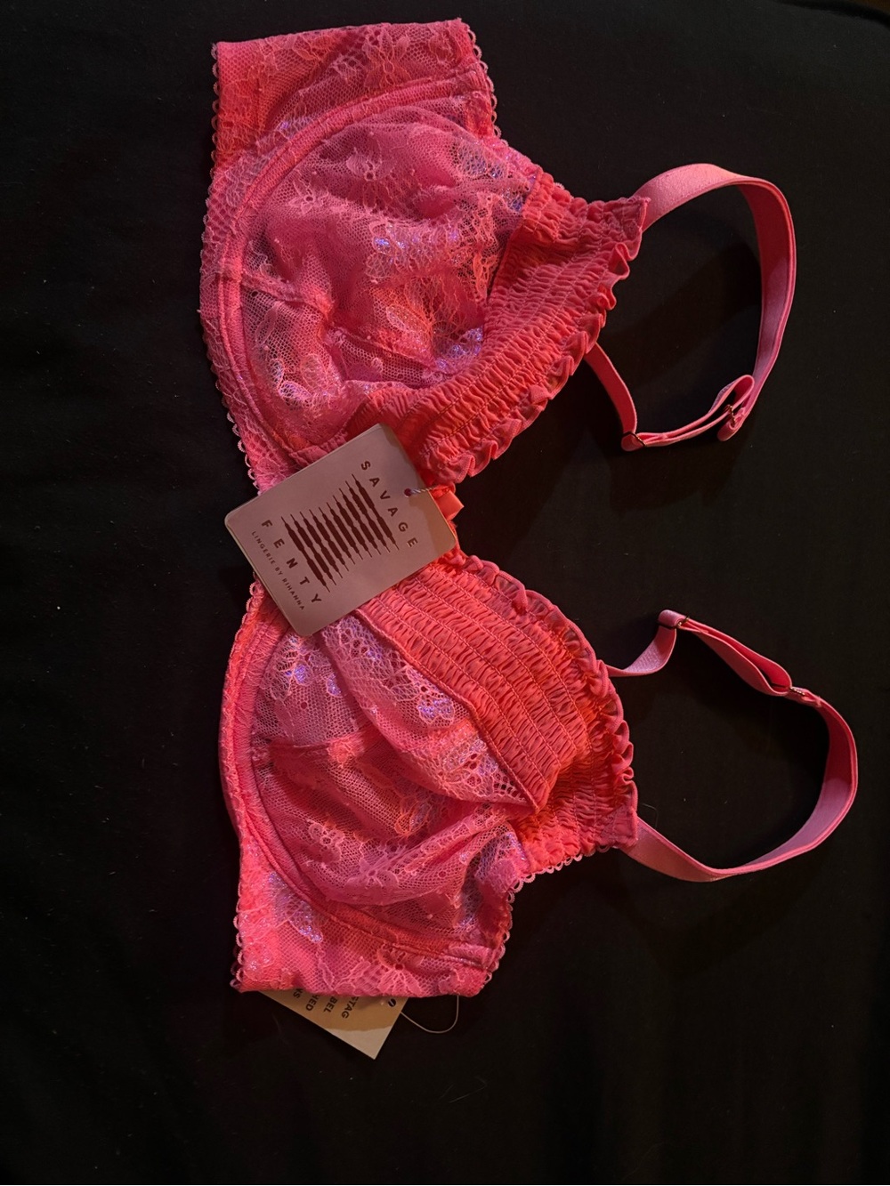 Savage X Fenty Hot Pink Lace Underwire Bra - Picture 4 of 4